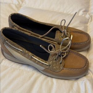 Sperry 8.5 women's  Tan Boat Shoes angelfish